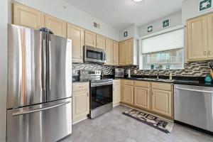 Spacious Beach View, End Unit in Legacy Tower 2-1301 - 3 Bedroom 3 Bath Condo