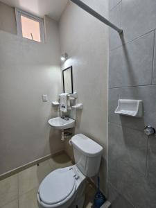 Sensity home Constituyentes 1 Amplia habitación equipada