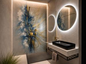 Evening Elegance - Vivien Apartments Character & Atmosphere
