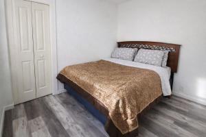 Cozy 2BR Home Near Toledo Hospital