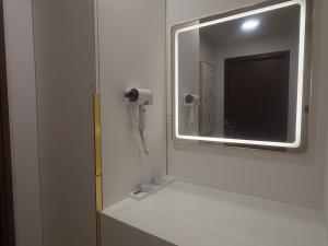 La Perla - Stylish Apartment in Muscat Bay