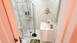 One bedroom apartment in historic center of Cascais, walking distance to the beach