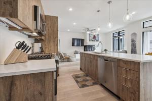 River West 522, Stunning Mountain Views, Silverthorne Condo