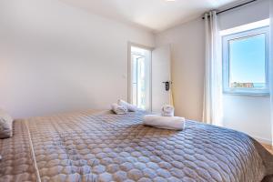 House Verona 25m from the Beach, Martinšćica, Cres Island