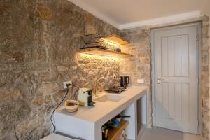 JoCo Mykonos Nature Suites N1