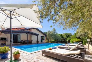 Villa Estrella Privé with Private Pool and Billiard room img52