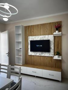 Kejdi Golem Central Apartment