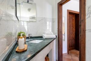 Villa Estrella Privé with Private Pool and Billiard room img86