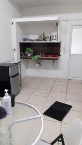 RECAMARA INDEPENDIENTE Con CAMA MATRIMONIAL AIRE ACONDICIONADO Y BAÑO EXCLUSIVO