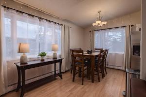 Cozy South Addition Downtown Getaway - King Beds