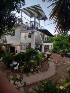 Casa de Robles Tanay Rizal