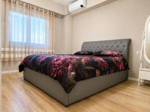 Azure Breeze Apartment