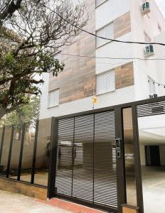 BH Suites 06-402 - Apt 1q South Zone BH - 10 min from Savassi