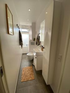 Bright apartment with large balcony at Vesterbro