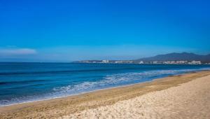 Maralma Bucerias 1 half Blocks from Beach Sleeps 4