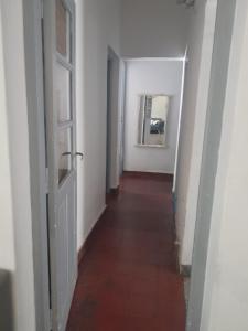 Casa con jardín y vista al cerro en Portezuelo Salta