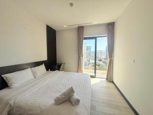 Gold Coast Deluxe Apartment