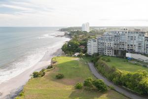The Palms Penthouse by AcoModo Punta Caelo