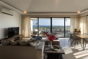 The Ventura Penthouse by AcoModo Casamar