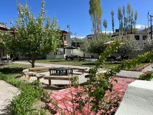 Mandalchan hotel