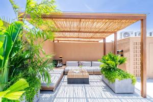 Berawa Week Villas - Modern Pool Stay Near the Ocean