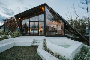 Skylake Villa