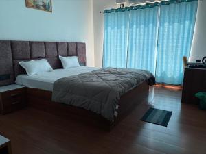 Radheshyam hotel