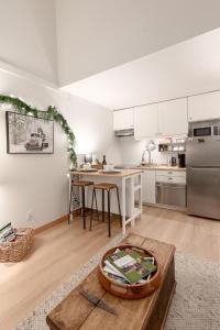 Creekside Retreat