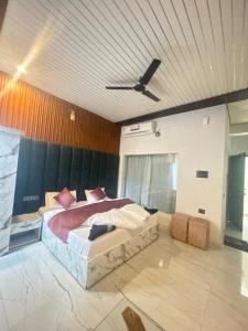 Trishul inn