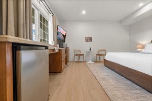Bella Notte, a ZenStay Hotel