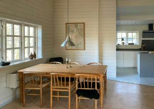 Log Cabin Near Nature Trail In Ebeltoft