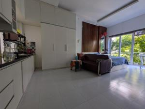 Babel Beach House