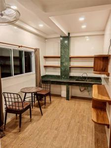 Diamond Jewelry Health Massage & Guest House
