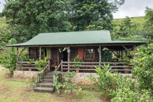 Cabina Montañas del Tenorio, Rio Celeste