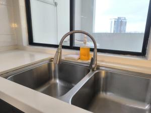 Platino 3Pax Warm N Cozy Room 2 W Co-Living By STAY