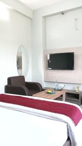 S&J Hotel & Banquet