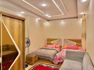 Comfort Side Sea view Serviced Apartments Close to montaza palace and easy access tosites with security