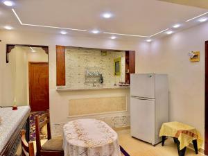 Comfort Side Sea view Serviced Apartments Close to montaza palace and easy access tosites with security