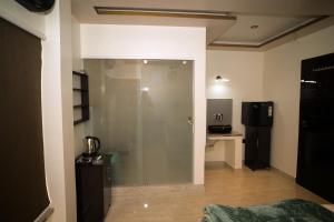 Hotel Joy Guru Inn
