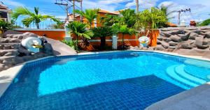 PATTAYA LAND - You Only Live Once