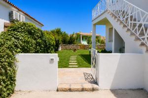 Rena Bianca with Garden 150 m from the Beach