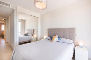 Sunkissed 2-Bed Apartment - Incredible Sea Views
