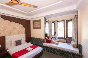 Mannat Udaipur Lakeview Boutique