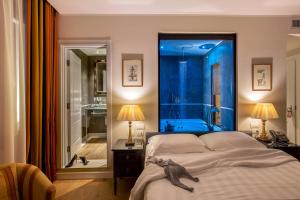 Deluxe Double Room room in Monte Cenci Hotel