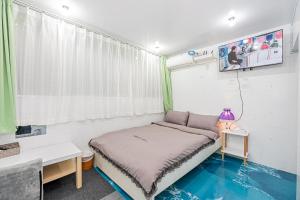 Asagaya Room A 10 Min to Shinjuku Budget Studio for 2
