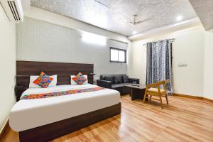 FabHotel Kirara