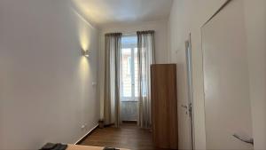 Via Del Teatro Station Apartment