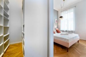 Wilcza street Beautiful apartment Super central
