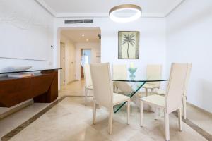 Monteros Palm Beach with garden and BBQ