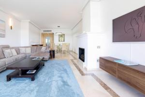 Monteros Palm Beach with garden and BBQ